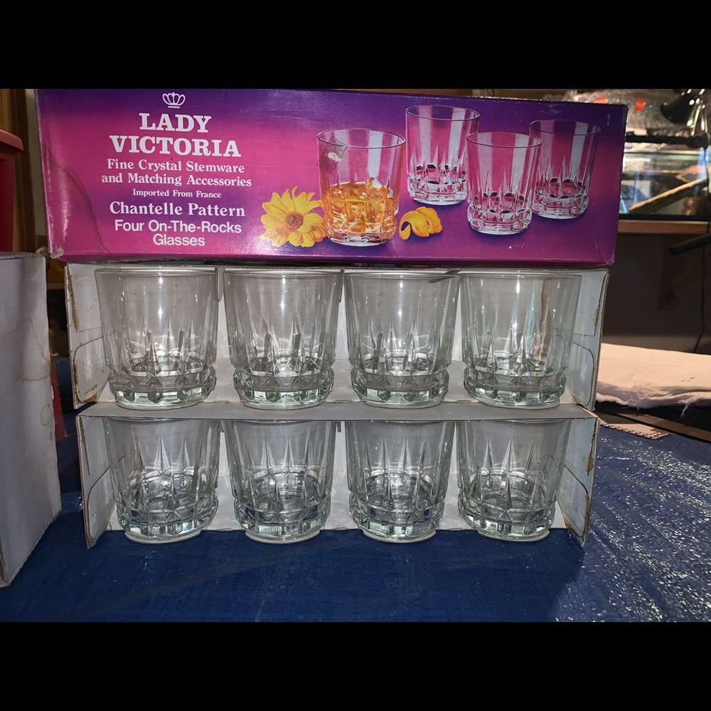 Lady Victoria fine crystal stemware & accessories